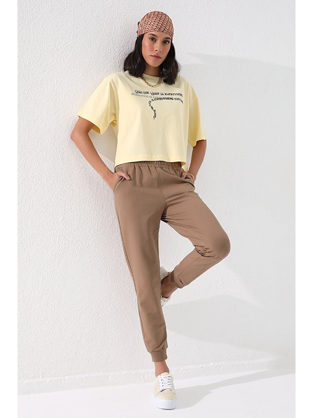 Kahverengi Toprak Yüksek Bel Jogger Rahat Form Manşetli Kadın Eşofman Alt - 94561