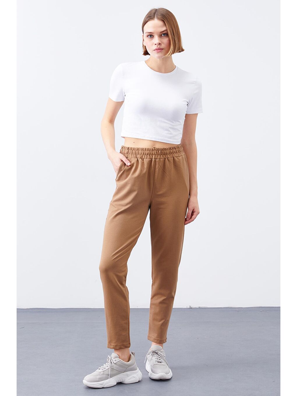 Kahverengi Toprak Yüksek Bel Jogger Rahat Form Dar Paça Kadın Eşofman Alt - 94566-4
