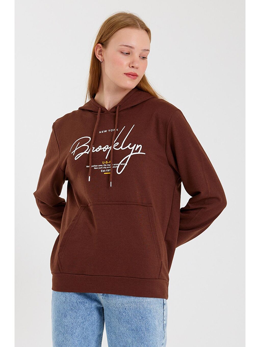 Süperlife Kahverengi Kadın Kapüşonlu Oversize Fit El Yazılı Brooklyn Baskılı İnce Sweatshirt SPR23SWk361 - 4