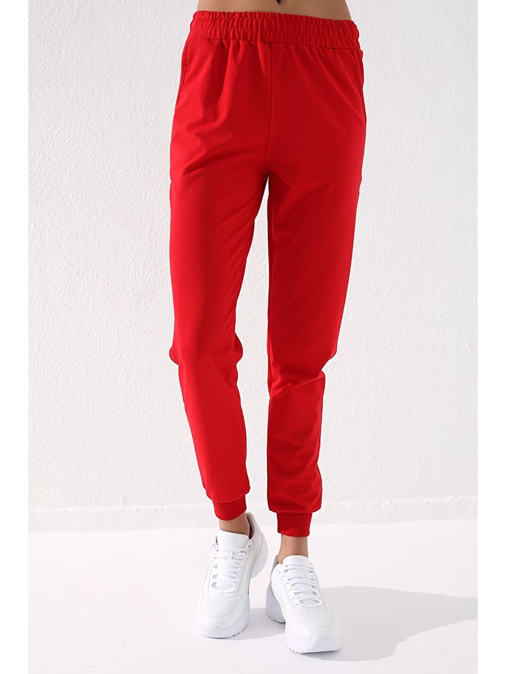 TOMMYLIFE Kirmizi Kırmızı Yüksek Bel Jogger Rahat Form Manşetli Kadın Eşofman Alt - 94561 - 3