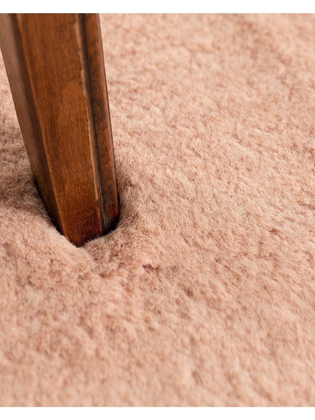 Pembe Fuzzy Kürk Halı 160x220 Pudra-2
