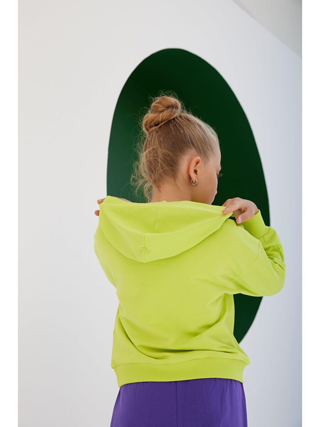 Yeşil Kız Çocuk Dar Kalıp Kapüşonlu Ön Cepli Mevsimlik SweatShirt-3