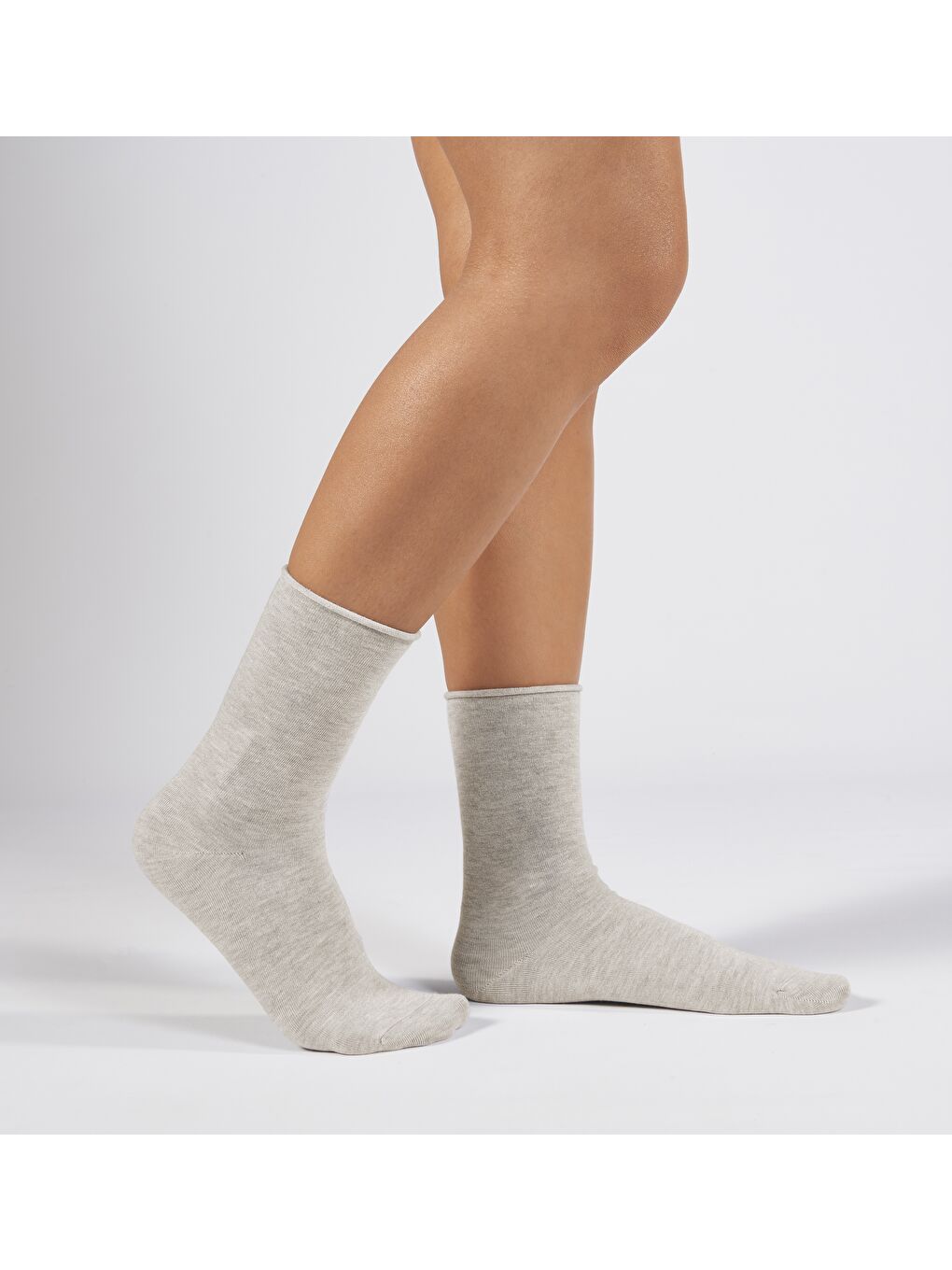 2'li Paket Bej Bambu Lastiksiz Dikişsiz Kadın Soket Çorap 36-41-1