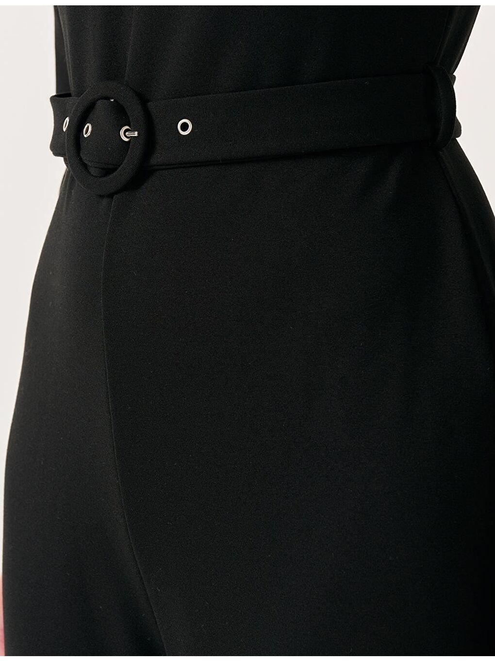 Siyah V Yaka Uzun Kollu Kemerli Tulum-3