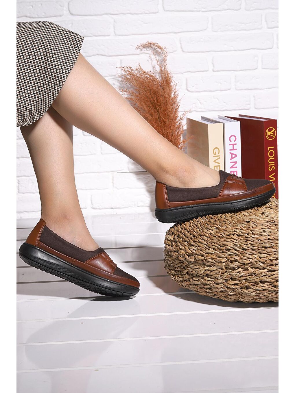 Kahverengi Büyük Numara Rahat Konfor Özel Topuk Jeli Anne Günlük Ayakkabı P 69-1