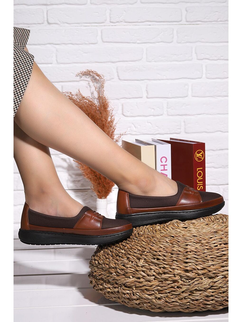 Kahverengi Büyük Numara Rahat Konfor Özel Topuk Jeli Anne Günlük Ayakkabı P 69-2