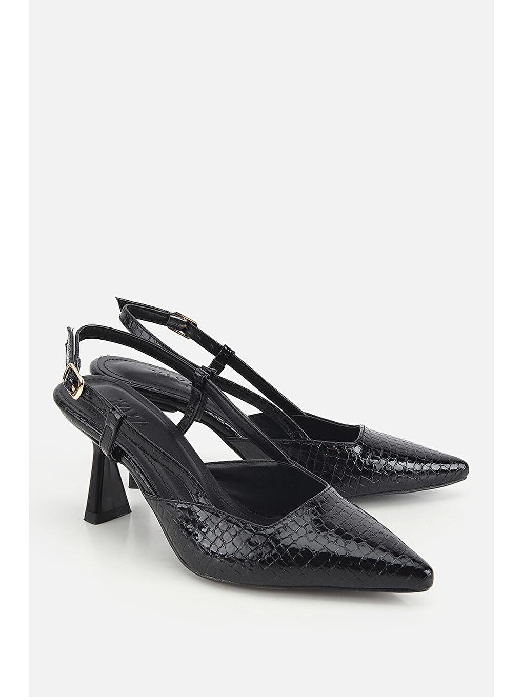 Kadın Siyah Arkası Açık İnce Topuklu Stiletto-1