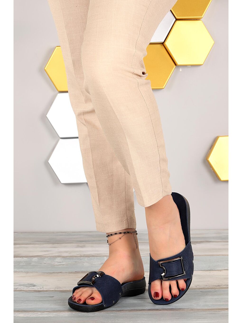 Lacivert Günlük Tokalı 4 Cm Topuklu Jelli Kadın Terlik Ary 67-789-1