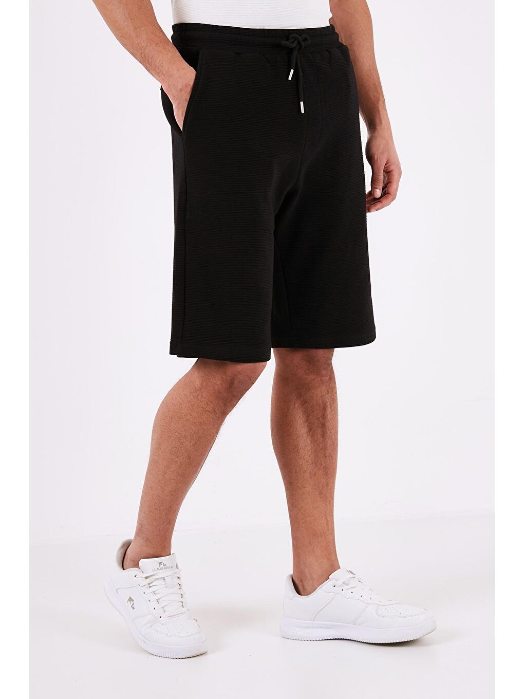 Buratti Siyah Pamuklu Relaxed Fit Cepli Short 5908023