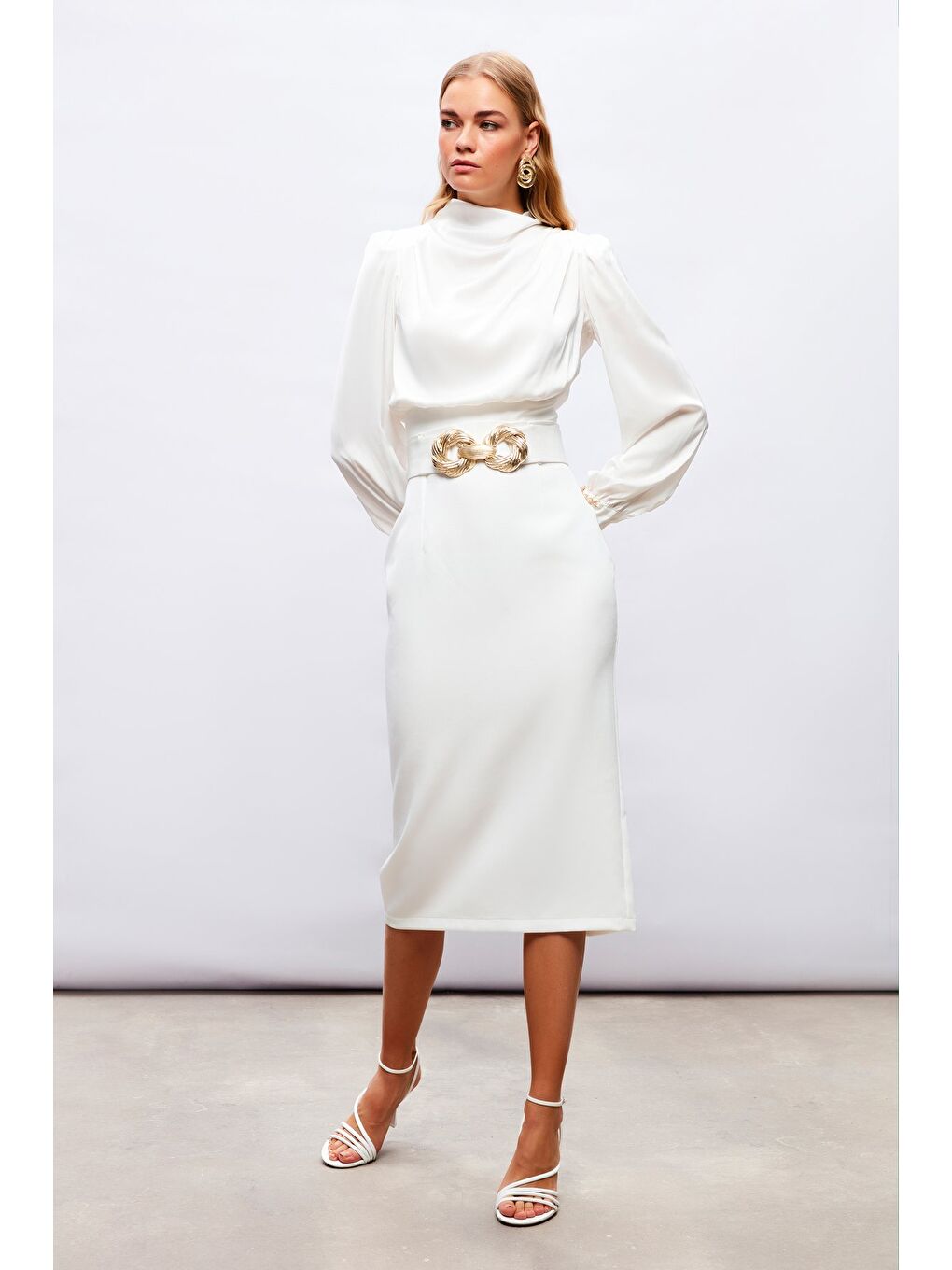 Kol Aksesuar Detaylı Bluz - Ekru-5