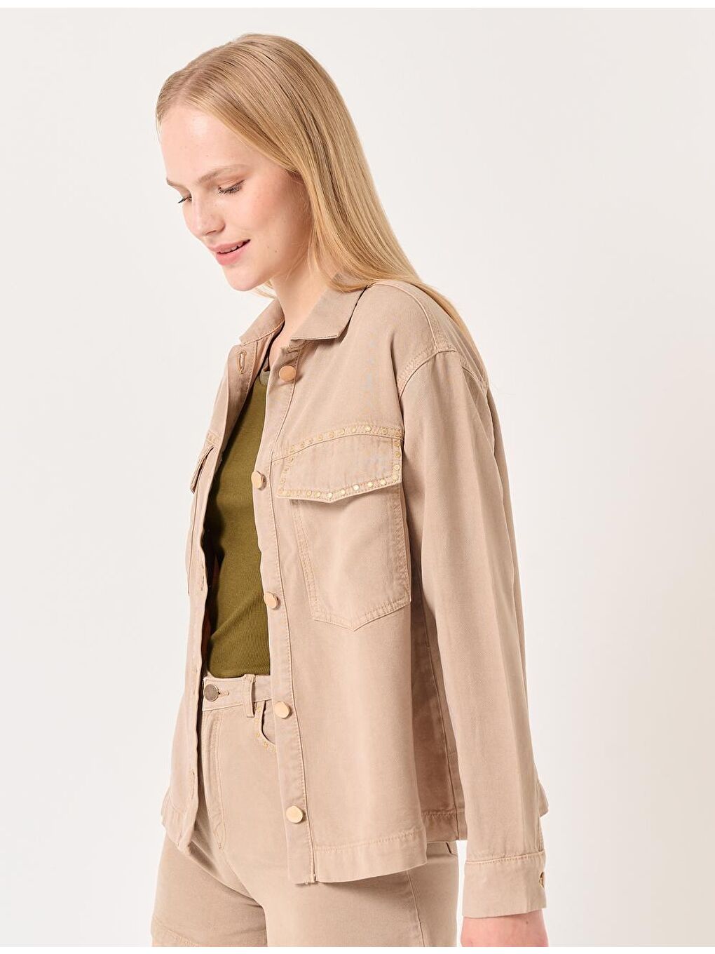 Bej Vizon Uzun Kollu Düğmeli Denim Ceket-3