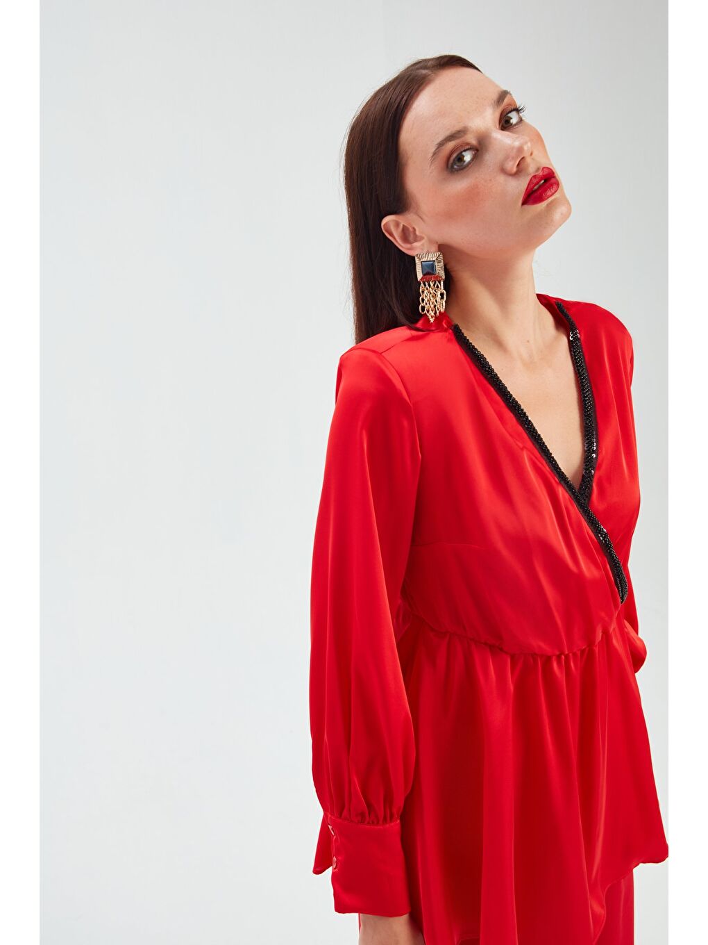 Yaka Detaylı Kruvaze Bluz - Kırmızı-1