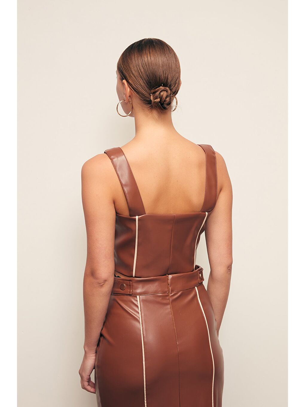 Kahverengi Kontrast Deri Crop Bluz - Kahve-5