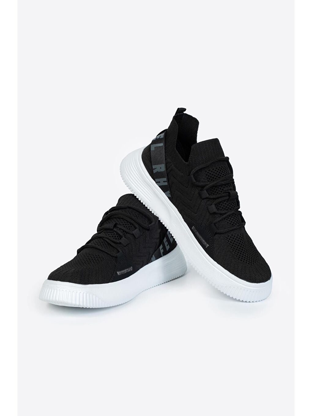 Siyah Yuvarlak Burunlu Bağcıklı Triko Detaylı Erkek Günlük Spor Ayakkabı-2