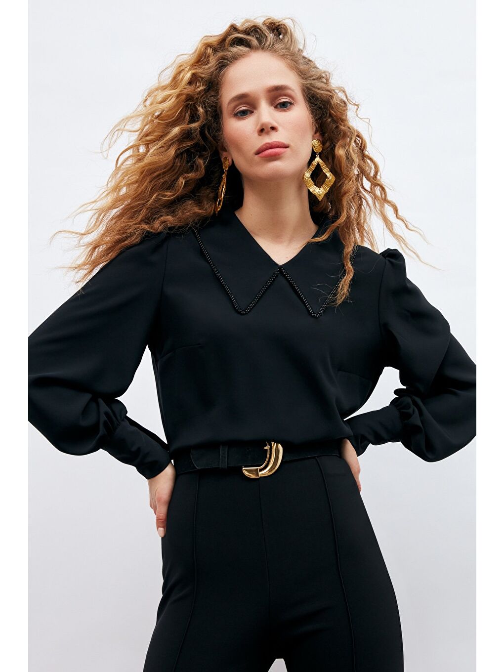 İnci Yakalı Bluz - Siyah-3