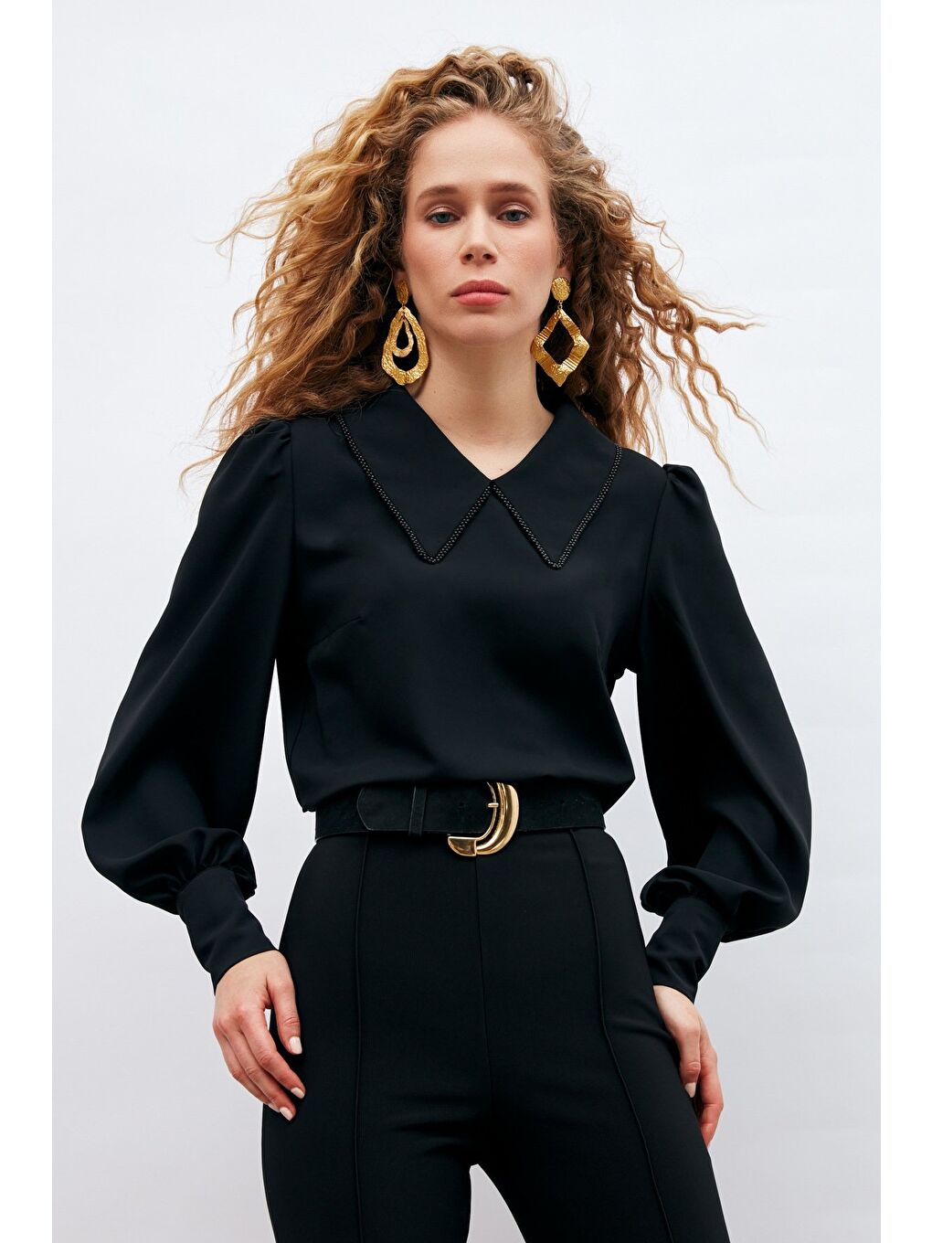 İnci Yakalı Bluz - Siyah-4