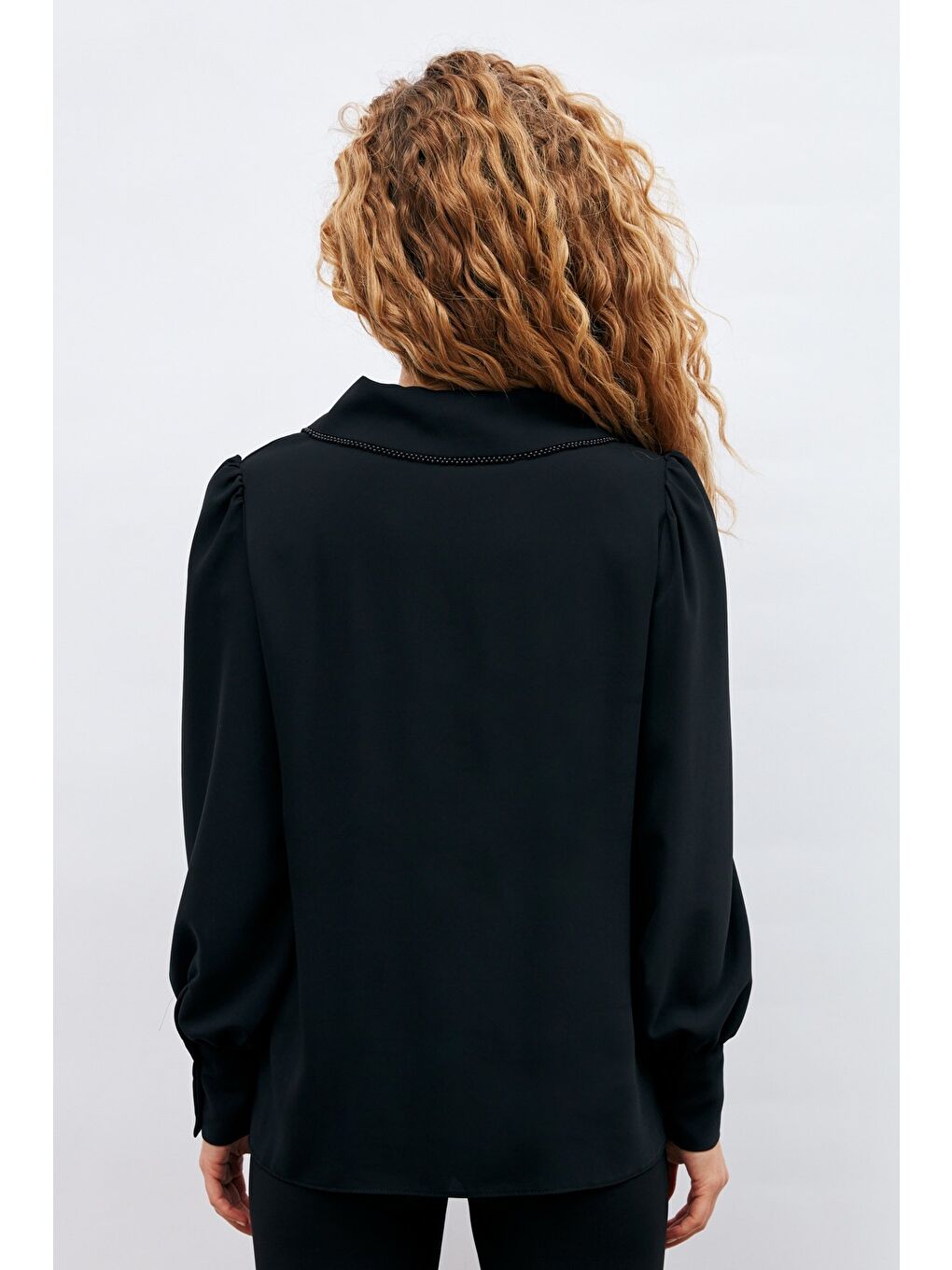 İnci Yakalı Bluz - Siyah-5