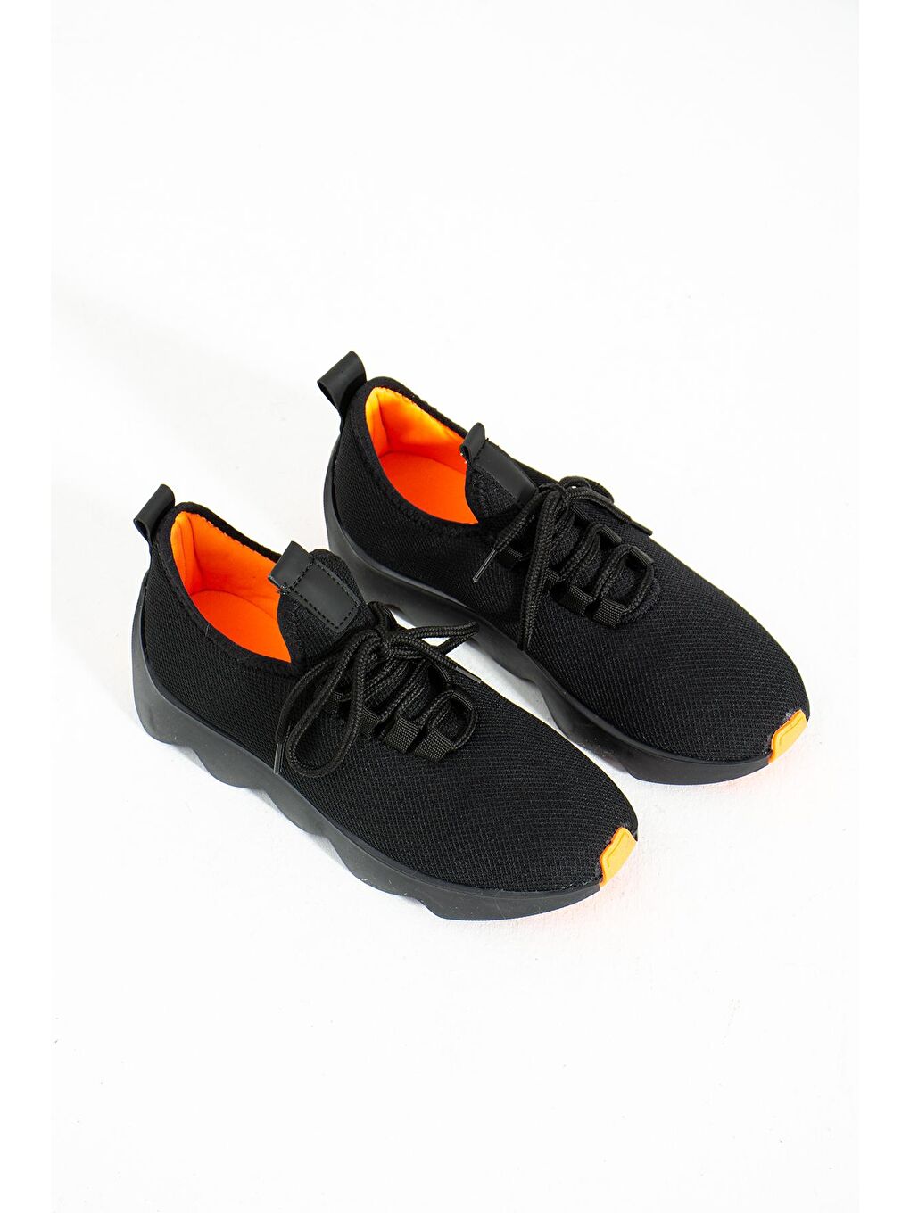 Turuncu Fileli Kalın Hafif Taban Bağcıklı Kadın Sneakers 49-125-23-3