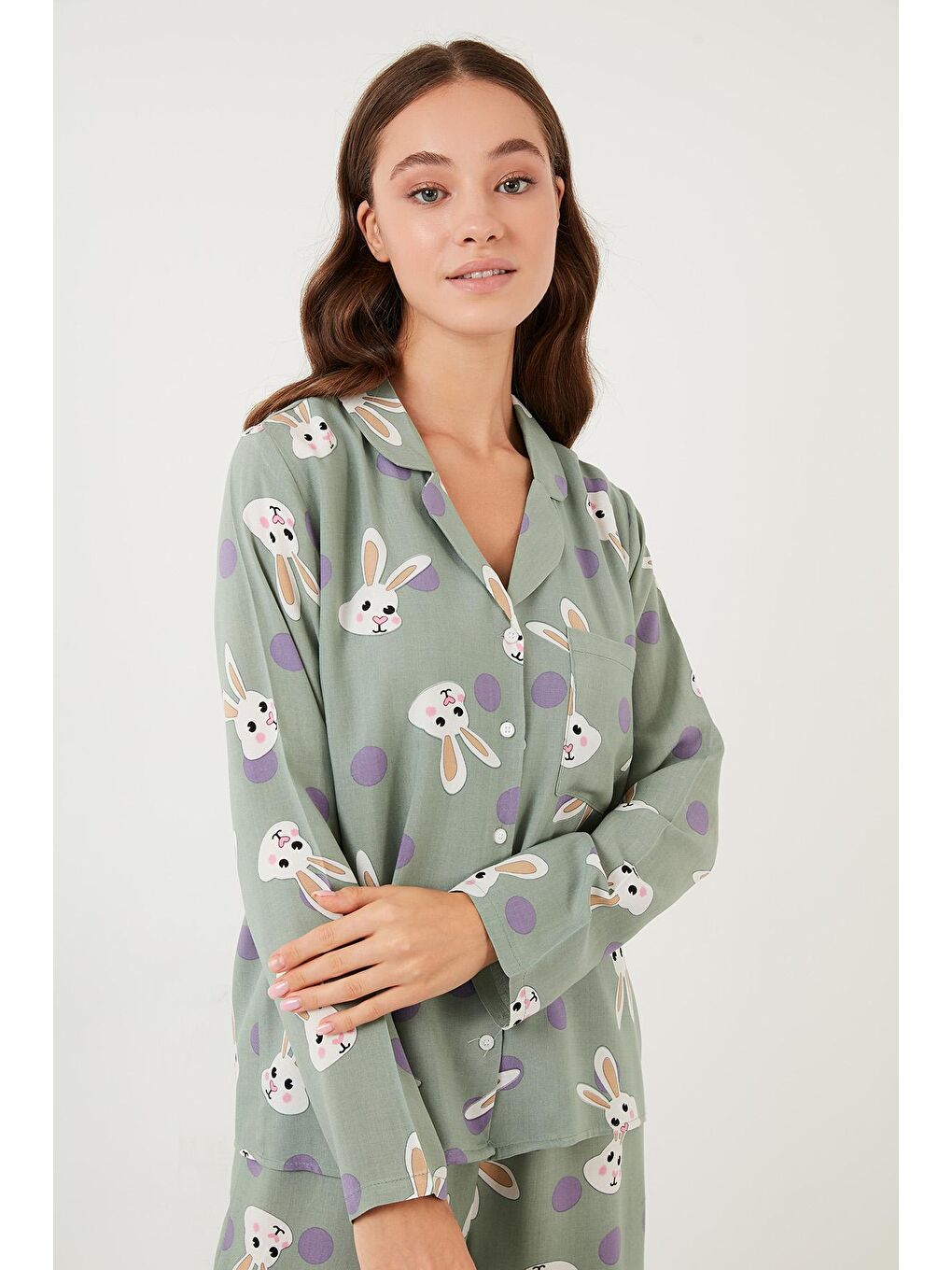 Yeşil Desenli Beli Lastikli Cep Detaylı Gömlek Yaka Dokuma Pijama Takımı 6110116-1