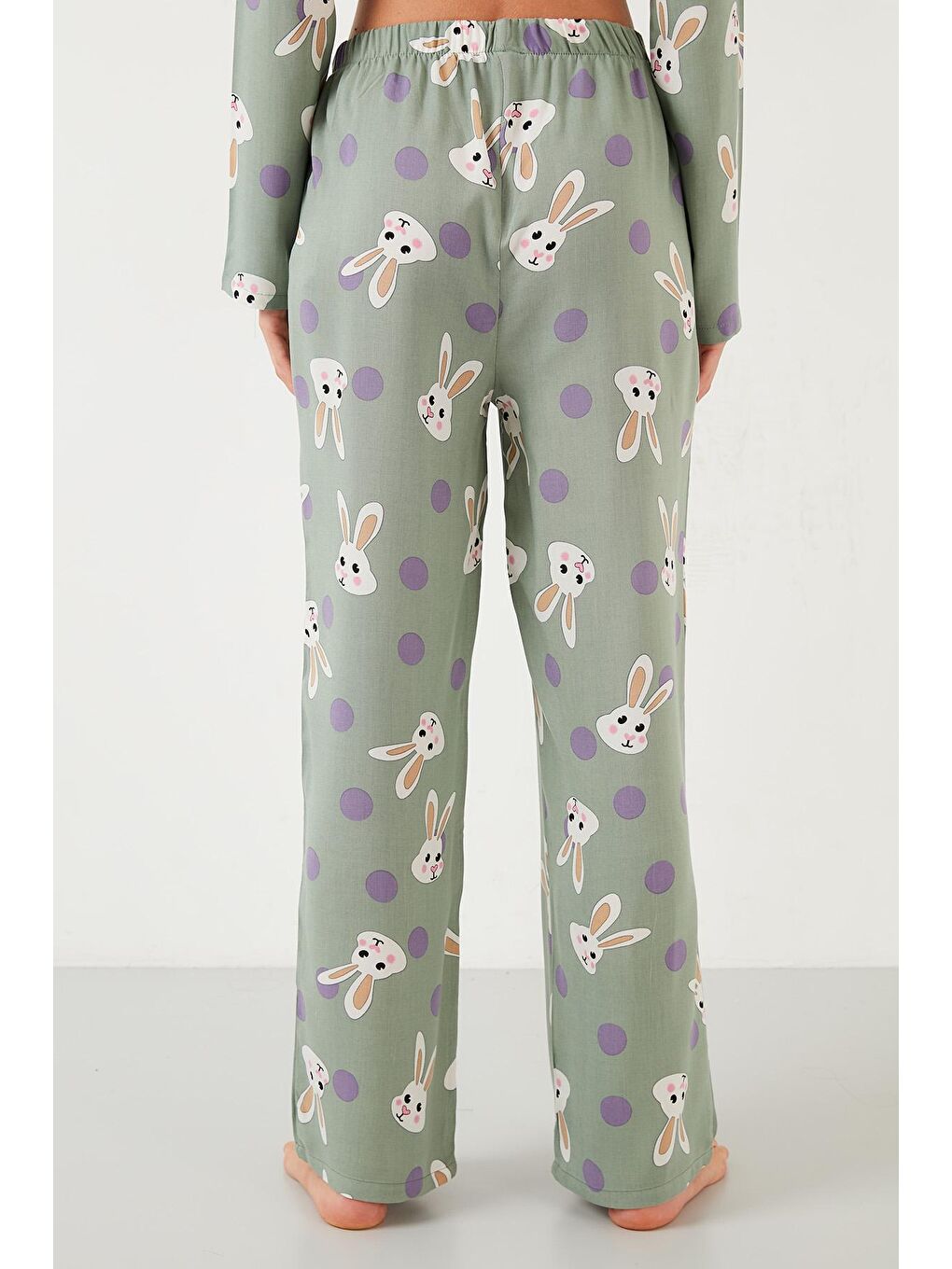 Yeşil Desenli Beli Lastikli Cep Detaylı Gömlek Yaka Dokuma Pijama Takımı 6110116-4