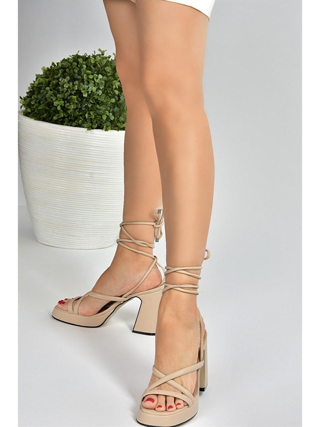 Bej Ten Platform Topuklu Bilekten Bağlamalı Kadın Ayakkabı M404100509-3