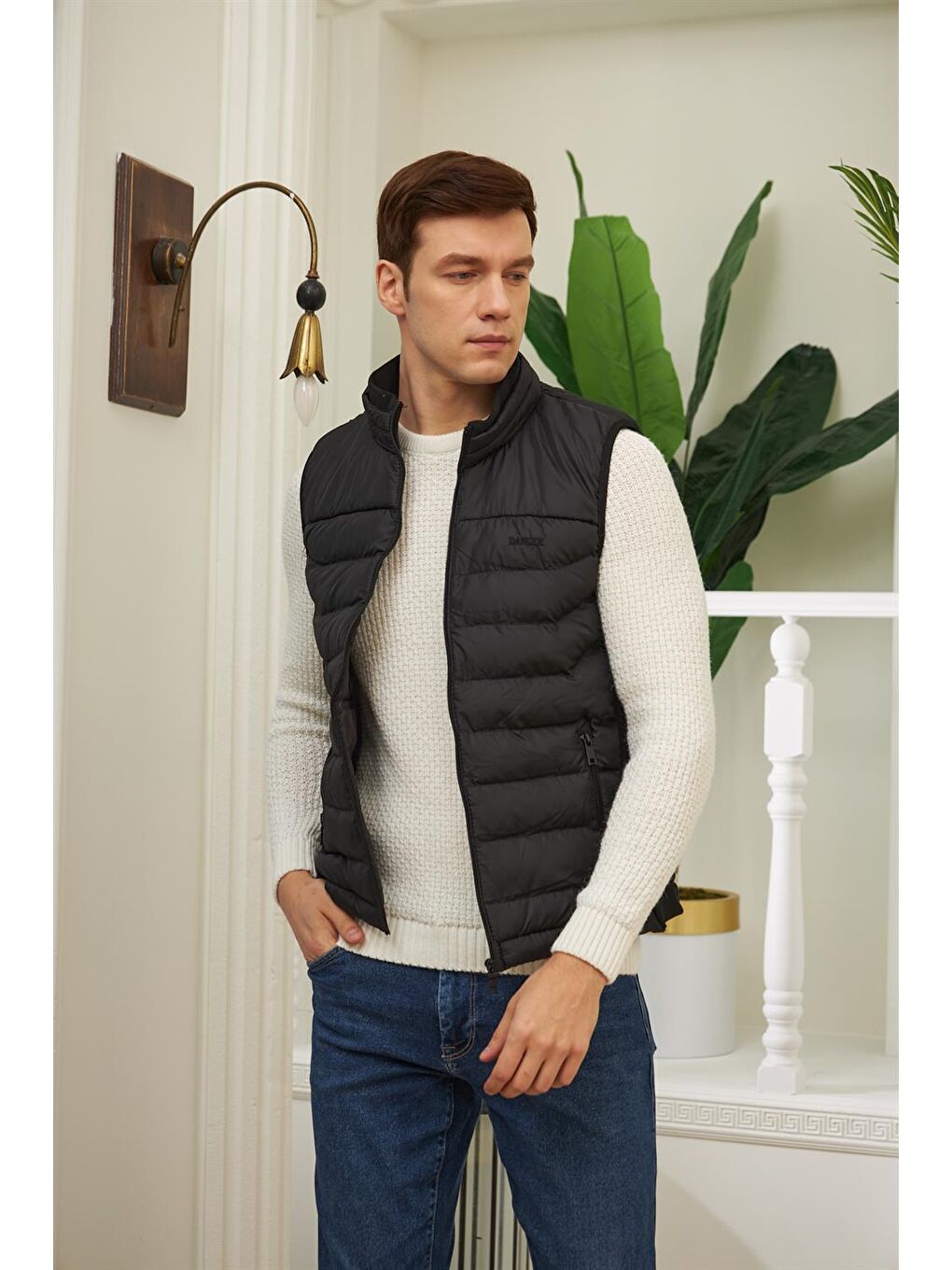 Erkek Baskılı Şişme Yelek Siyah-1