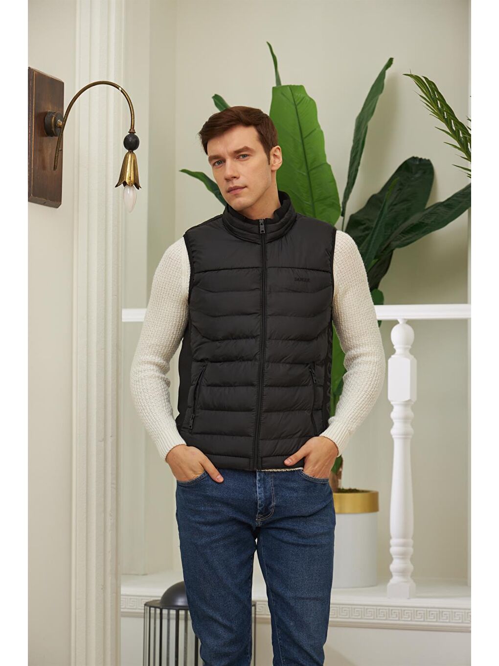 Erkek Baskılı Şişme Yelek Siyah-3