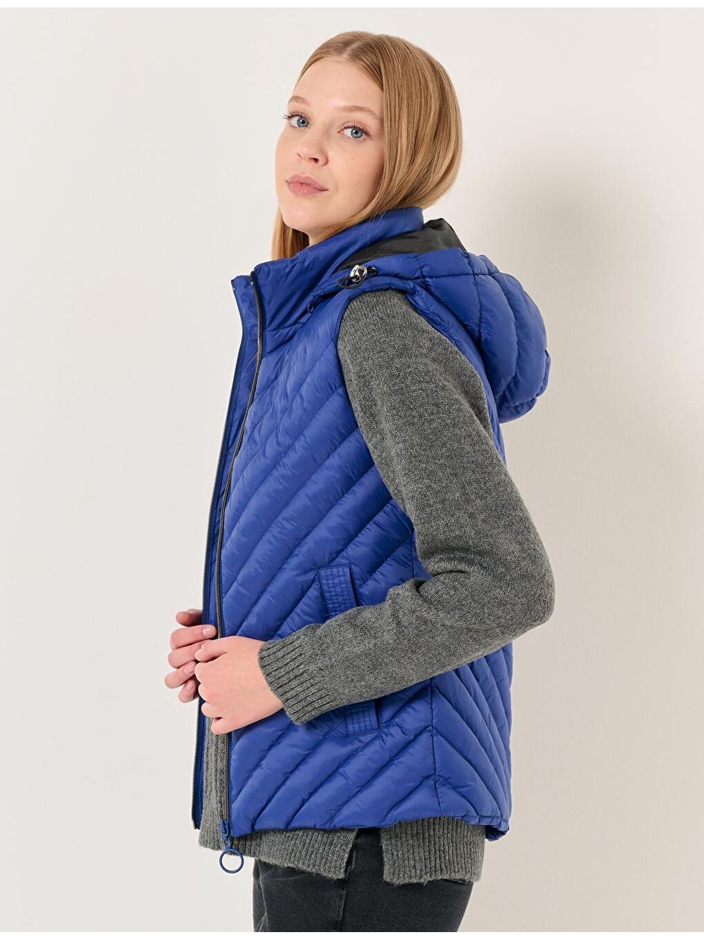 İndigo Mavi Kapüşonlu Fermuarlı Cepli Şişme Yelek Mont-4