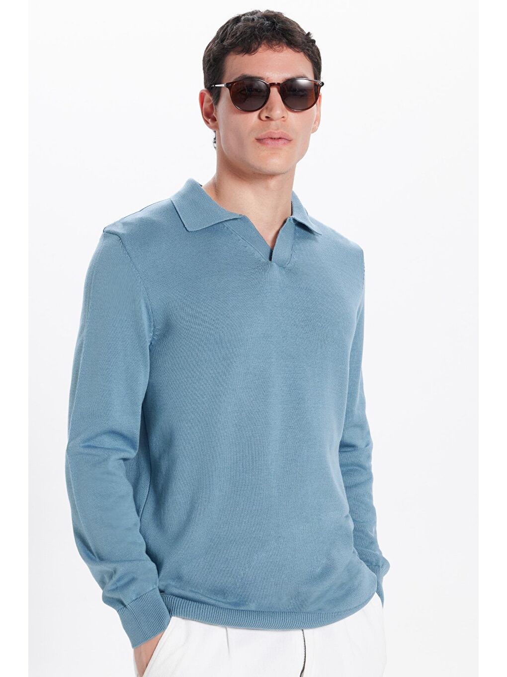 Erkek Standart Fit Normal Kesim Polo V Yaka İndigo Triko Kazak