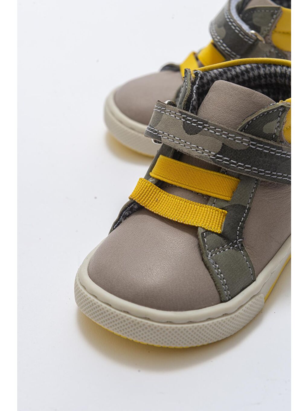 Erkek Çocuk Gri Hakiki Deri Anatomik Günlük Bot-1