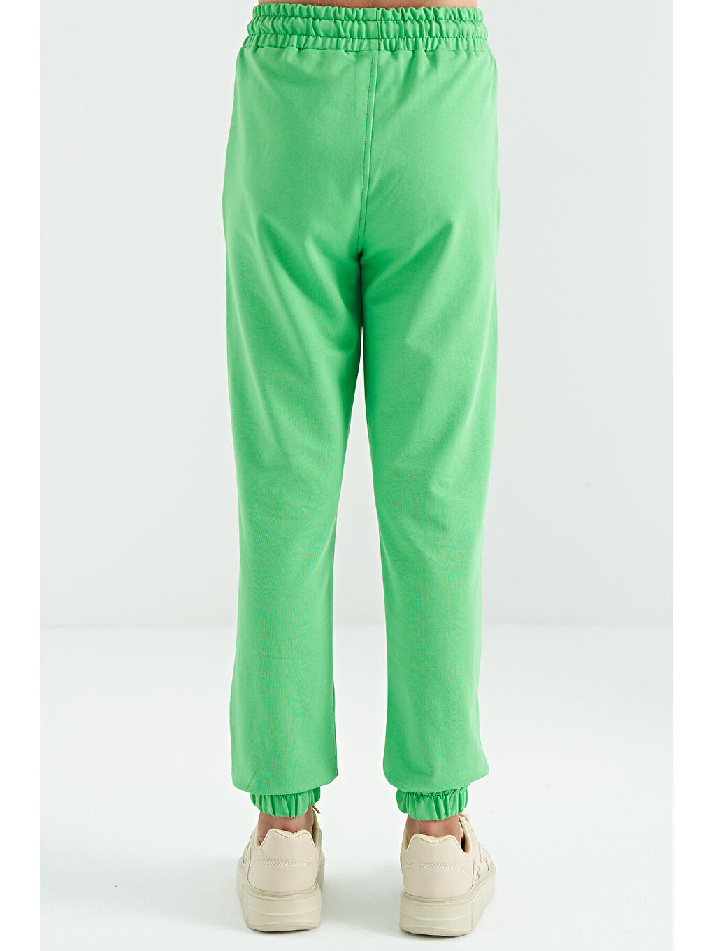 Neon Yeşil Yazı Nakışlı Standart Kalıp Jogger Kız Çocuk Eşofman Alt - 75120-3