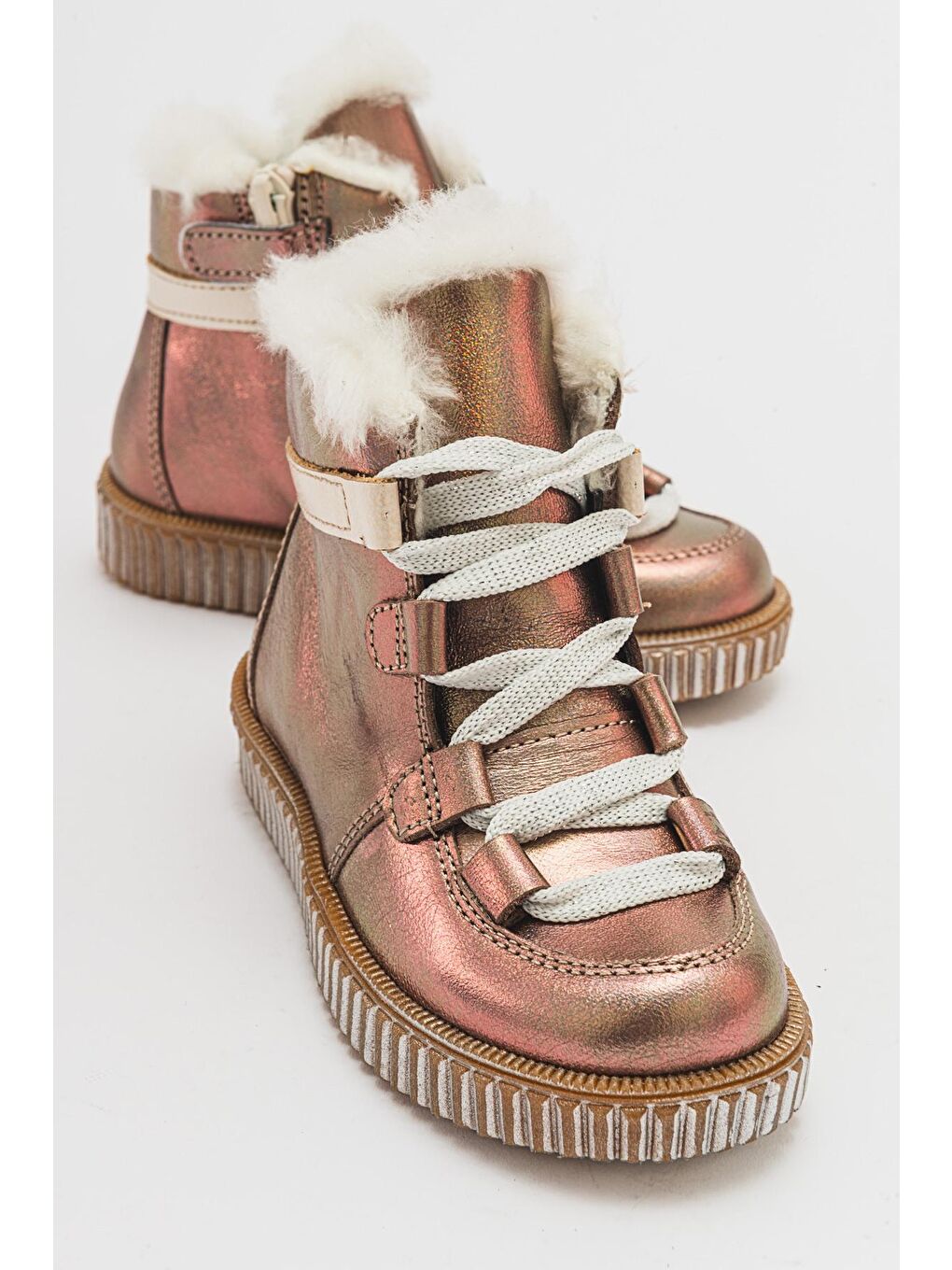 Bej Kız Çocuk Vizon Simli Hakiki Deri Anatomik Günlük Bot