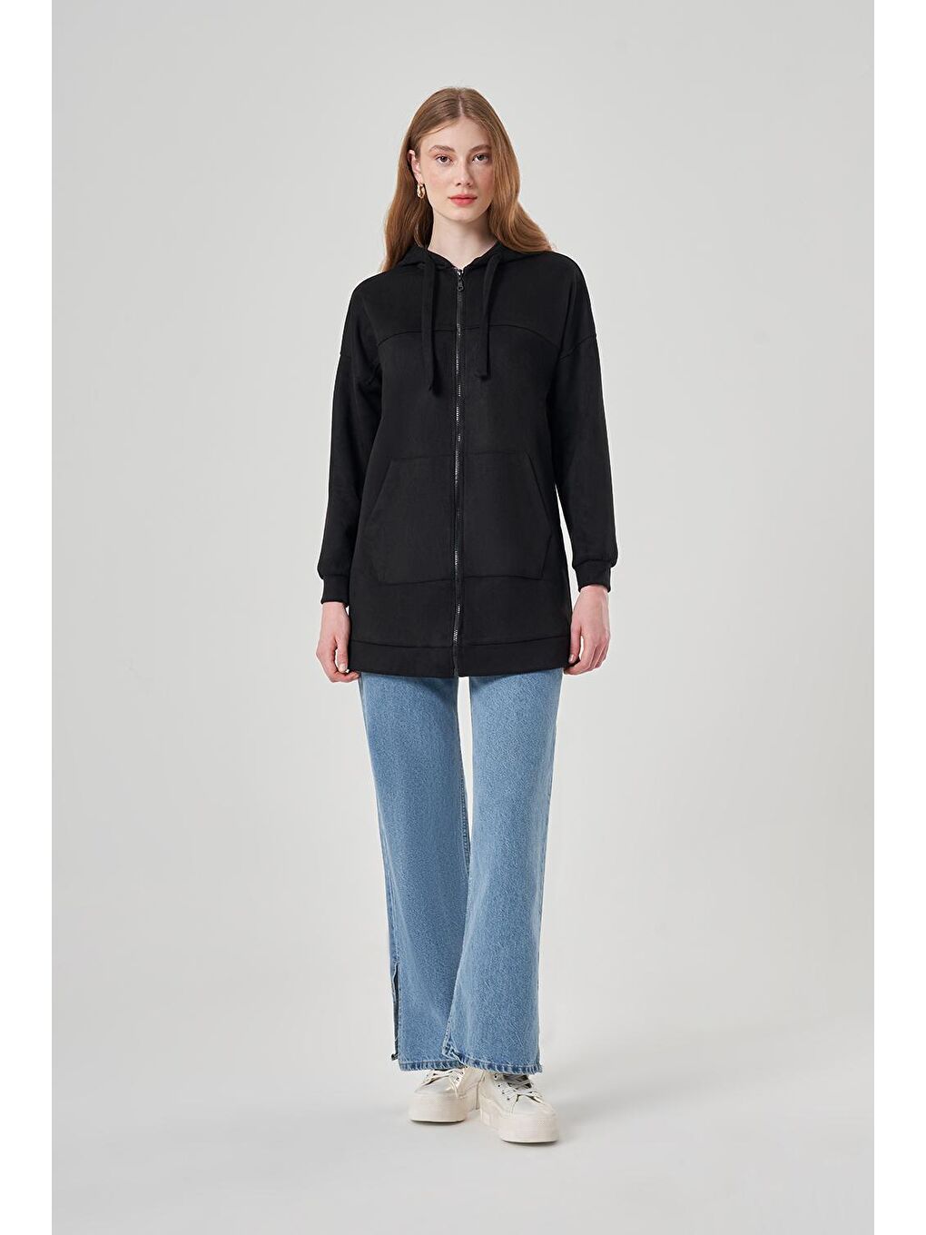 Süet Dokulu Kapüşonlu Siyah Sweatshirt-2