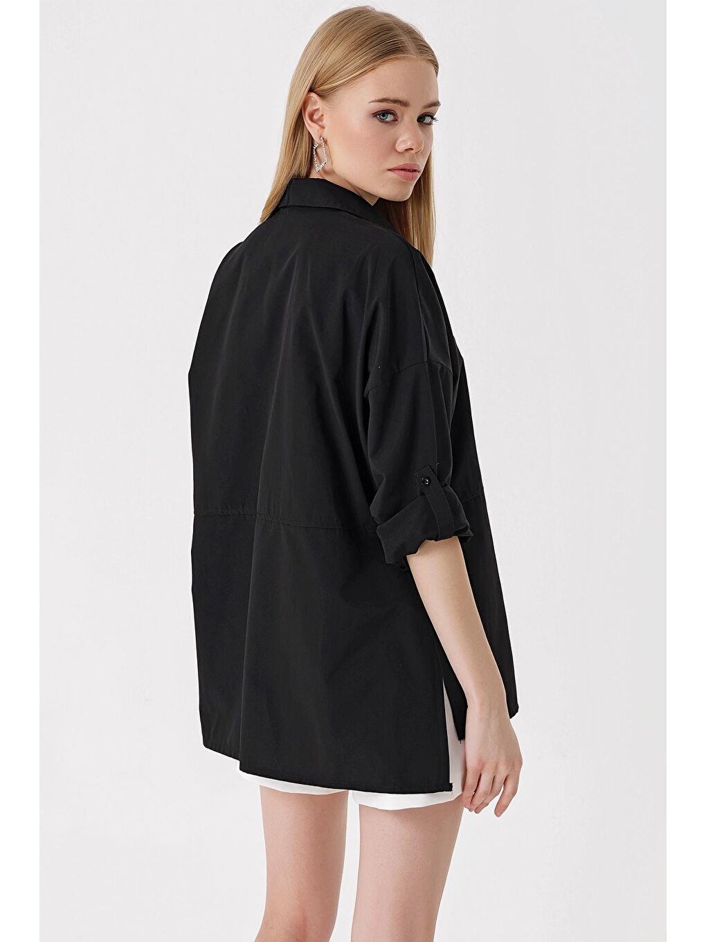 3975 Yırtmaçlı Poplin Gömlek - Siyah-4