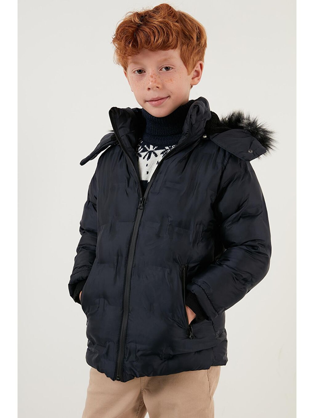 Lacivert Yakası Suni Kürklü Çıkarılabilir Kapüşonlu Peluş Astarlı Mont 5760055-3