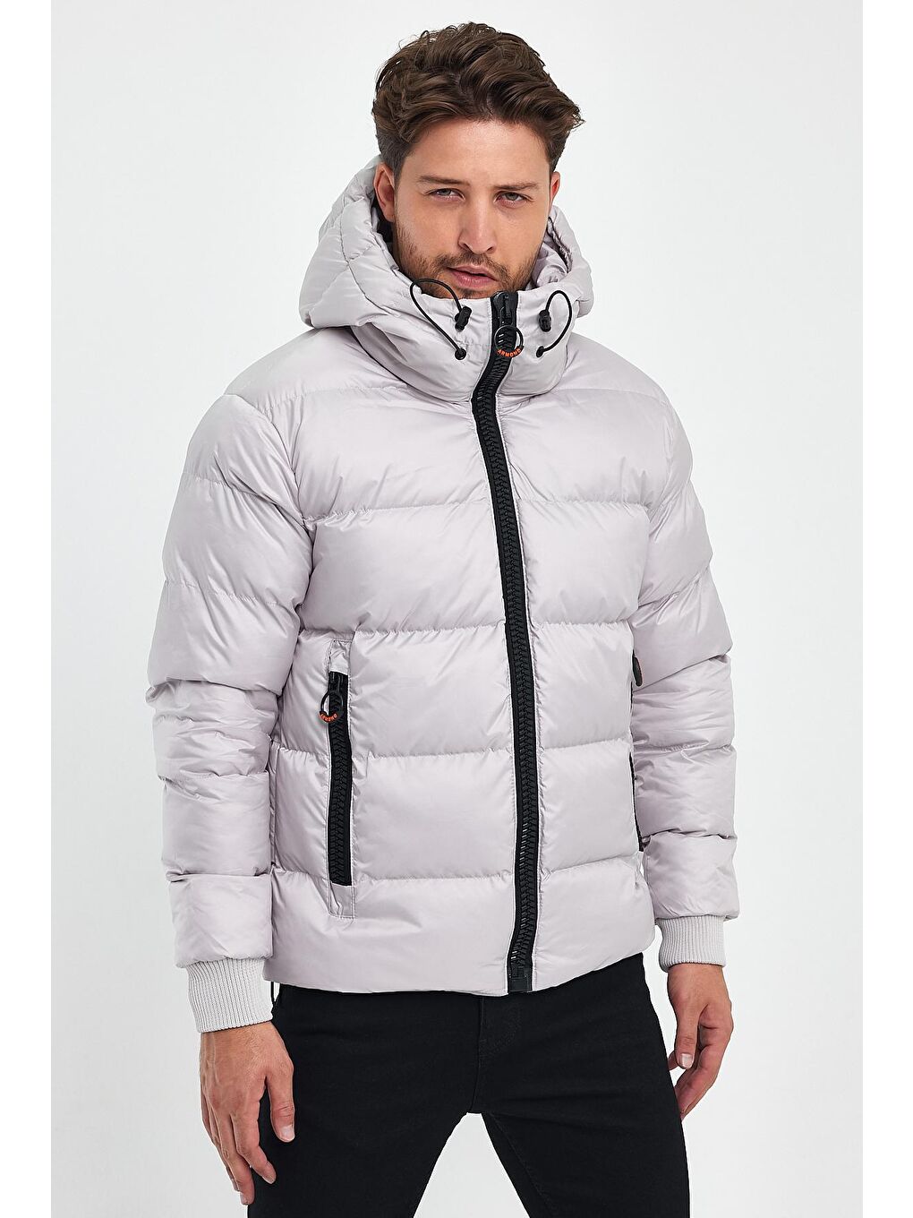 Bej Erkek Kapüşonu Çıkmaz Şişme Mont