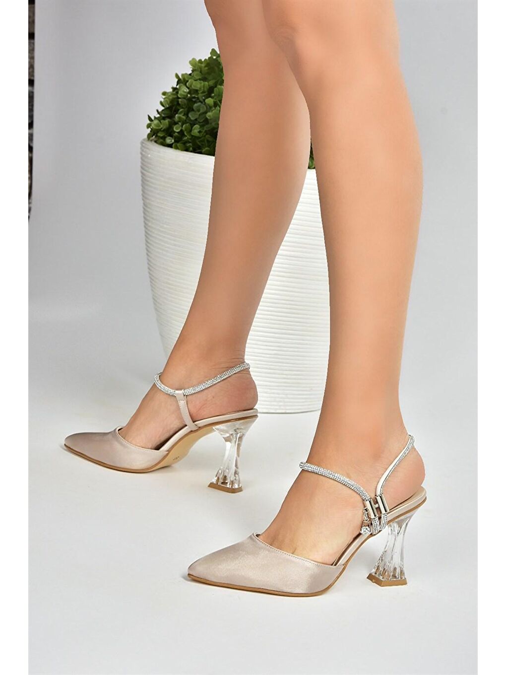 Bej Ten Saten Kumaş Kadın Abiye Topuklu Ayakkabı M246066904-4