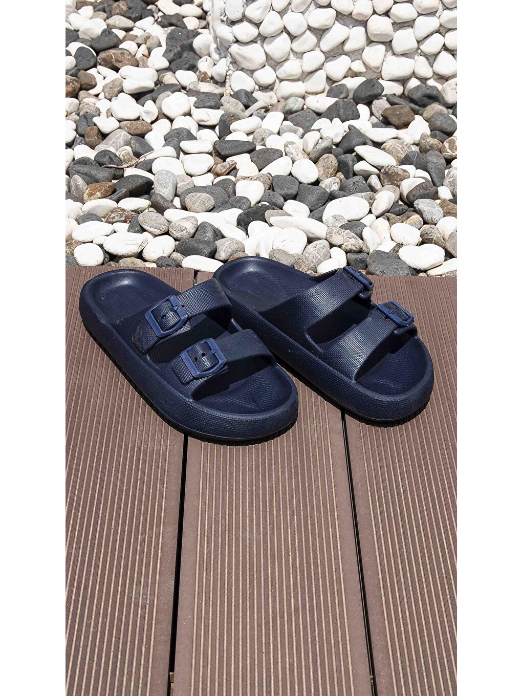 Kadın Lacivert Ayarlanabilir Kemerli Terlik TEKLI-1