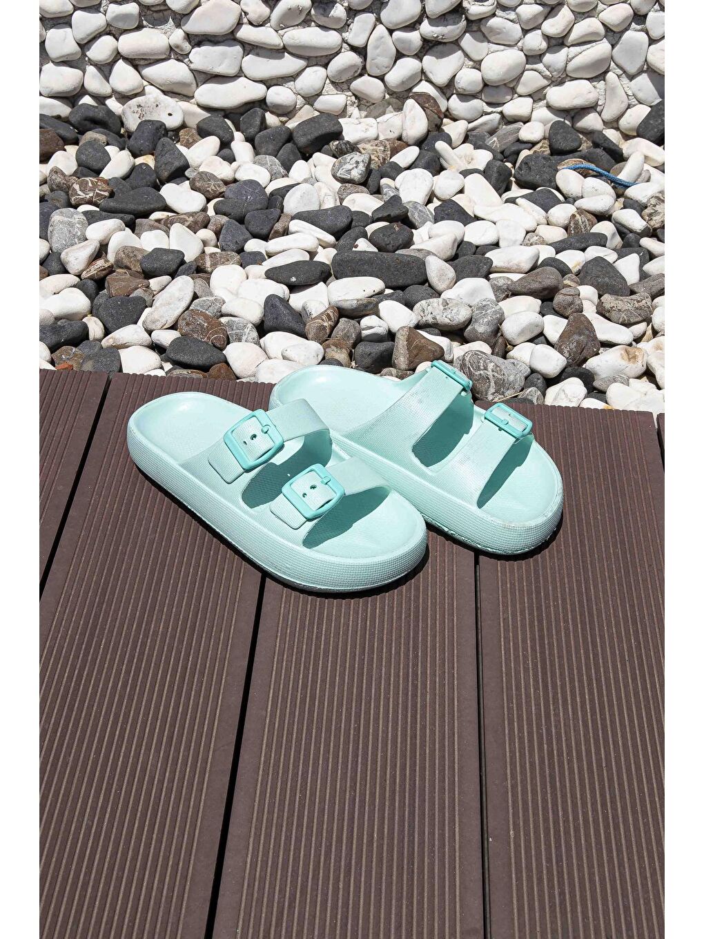 Yeşil Kadın Mint Renk Ayarlanabilir Kemerli Terlik TEKLI