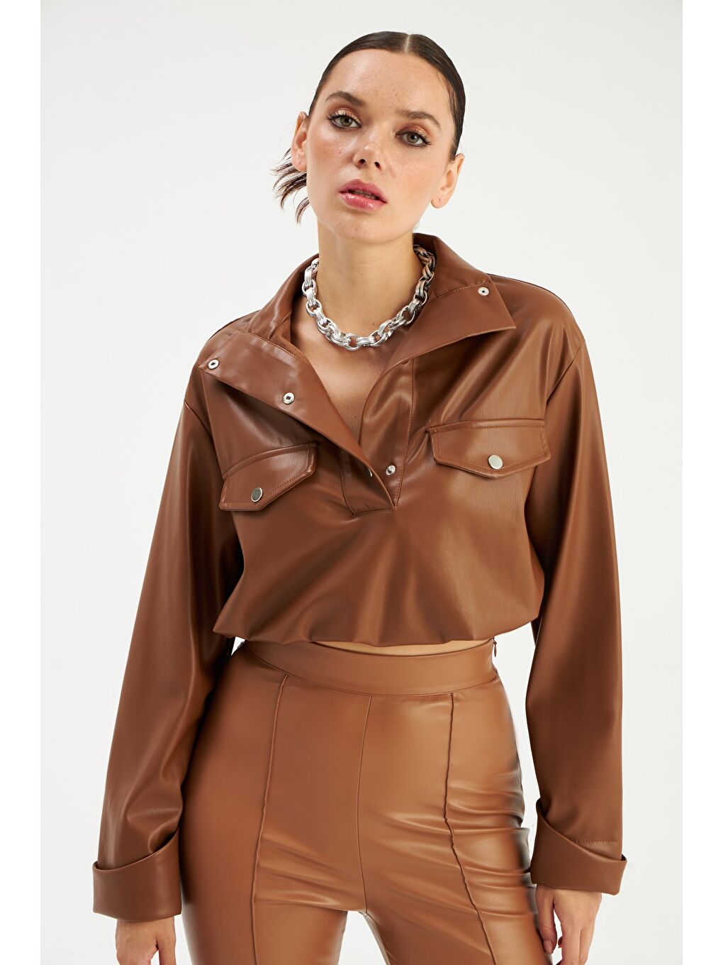 Kahverengi Büzgülü Deri Bluz - Kahve