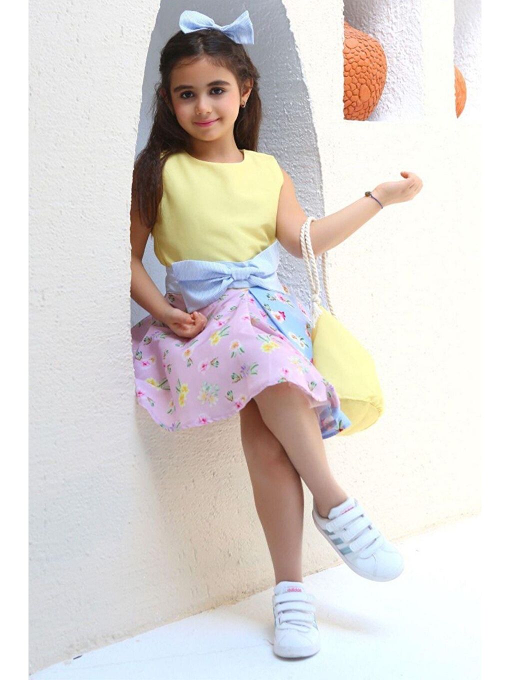 Kız Çocuk Kolsuz Çiçek Desenli Tül Detaylı 4lü Sarı Elbise 3-12 Yaş-1