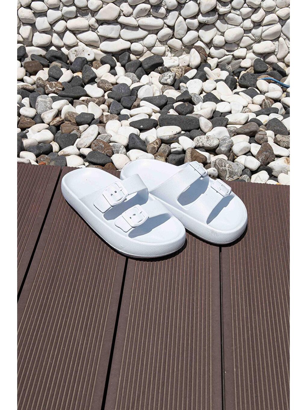 Kadın Beyaz Ayarlanabilir Kemerli Terlik TEKLI-2