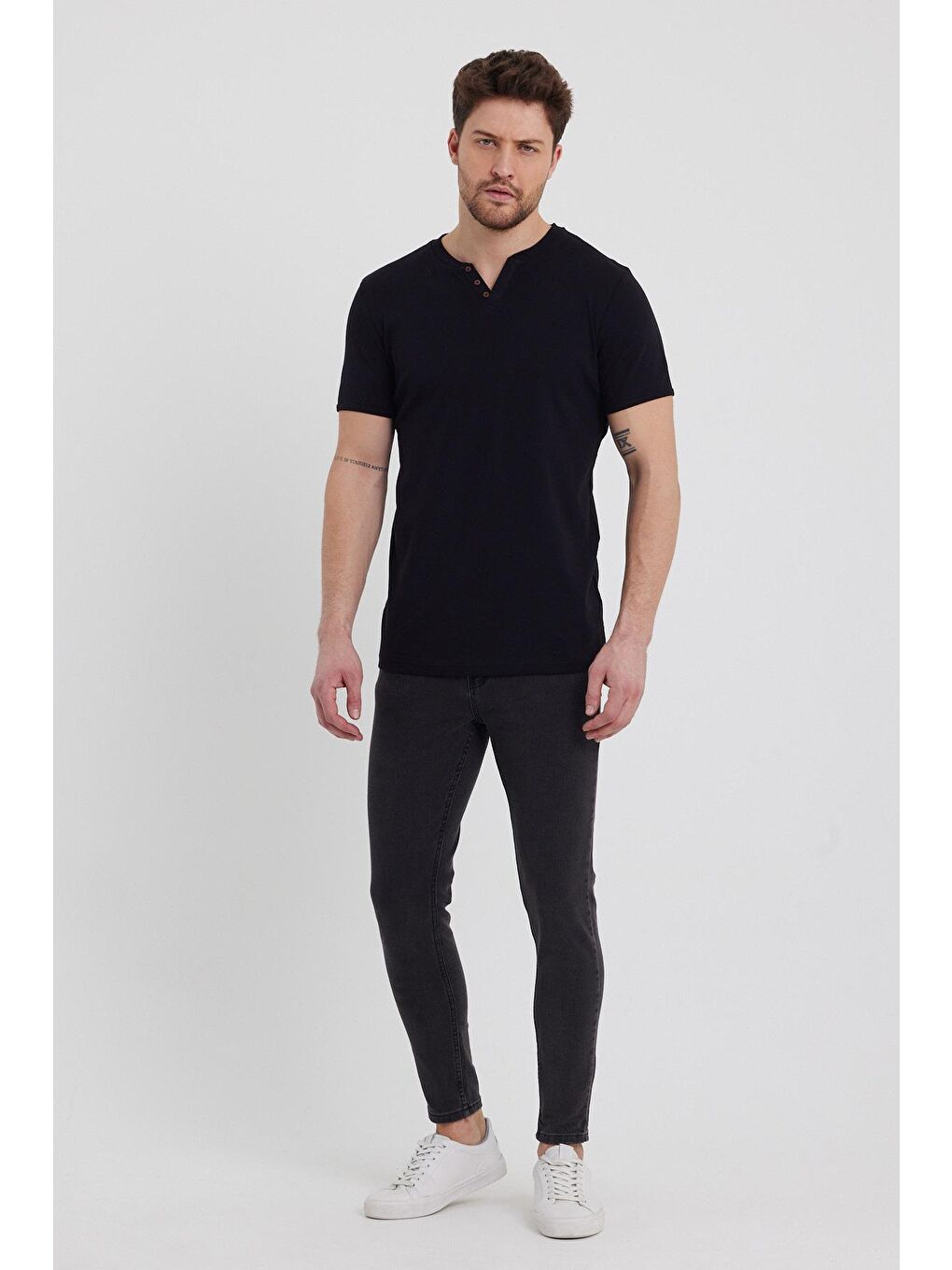 Siyah Patlı Yaka Basic Rıbana Erkek Tişört-1