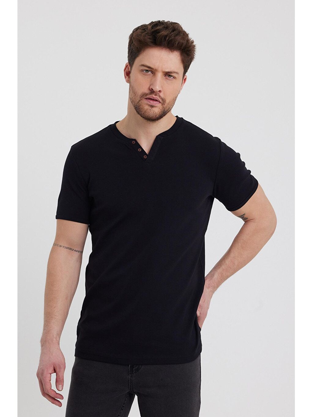 Siyah Patlı Yaka Basic Rıbana Erkek Tişört-3