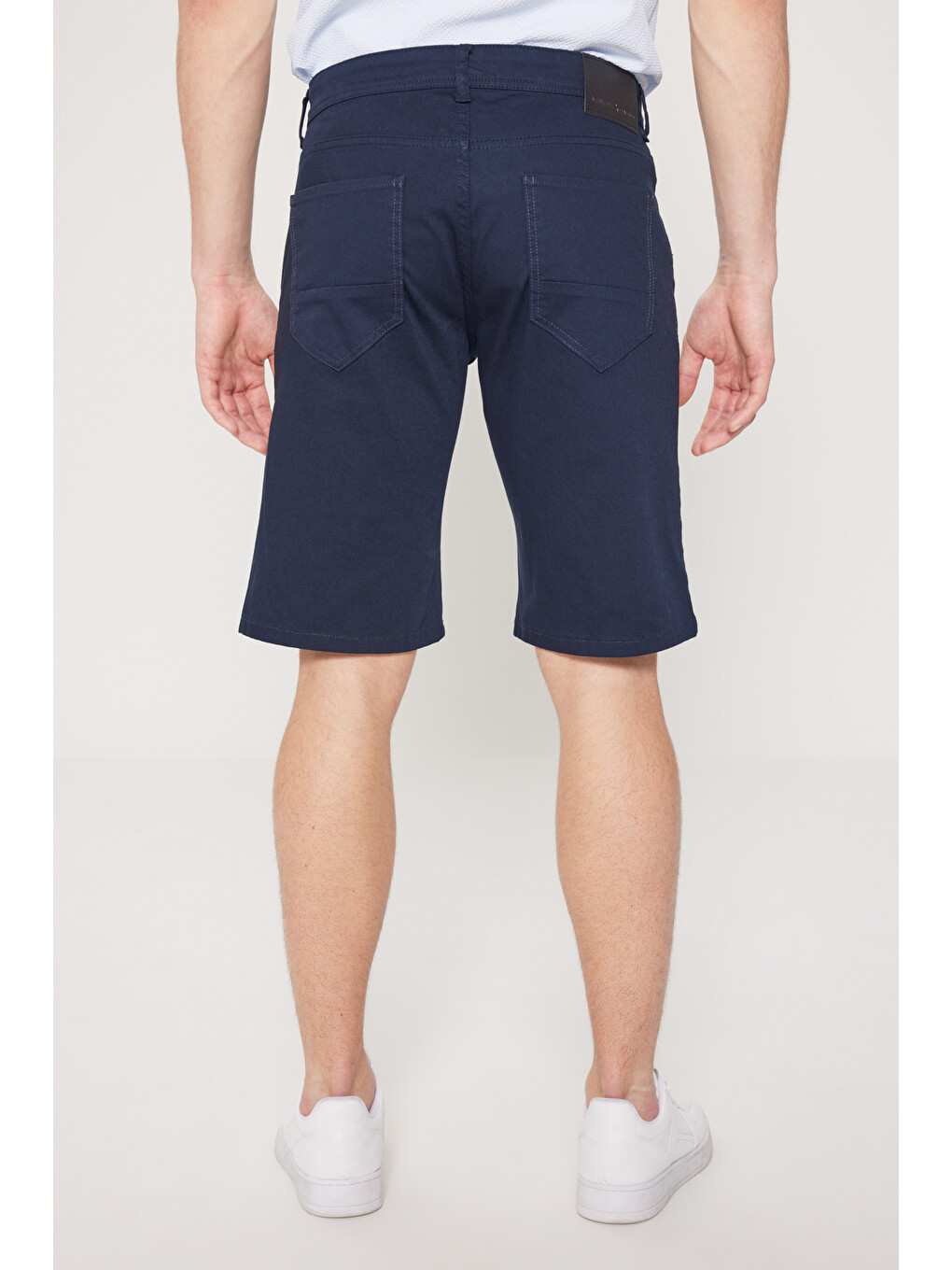 Erkek Lacivert Slim Fit Dar Kesim Yan Cepli Gofre Desenli Şort-4