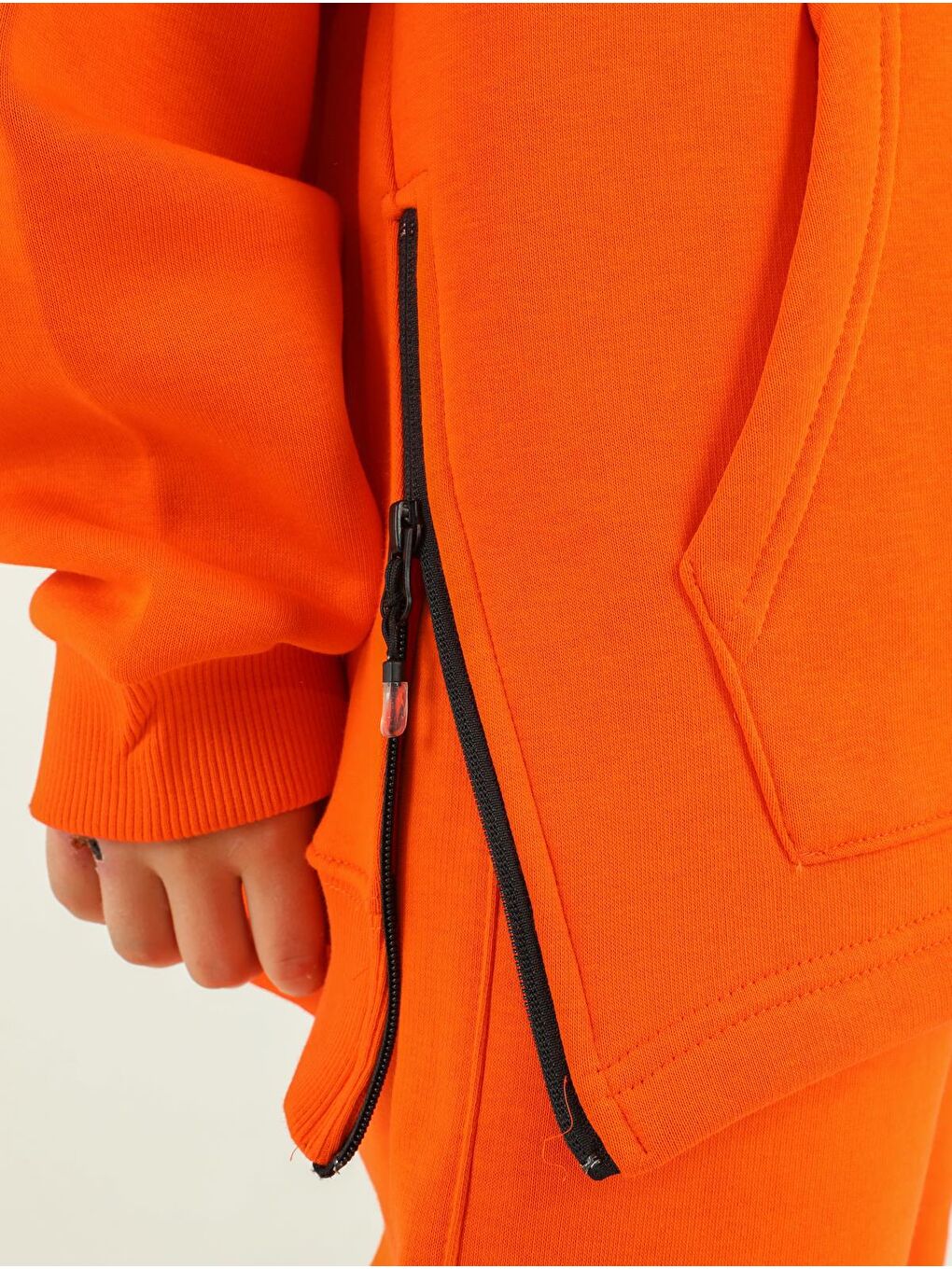 Turuncu Kapüşonlu Kargo Cepli Yan Fermuar Detaylı Kalın Erkek Çocuk Eşofman Takımı-2