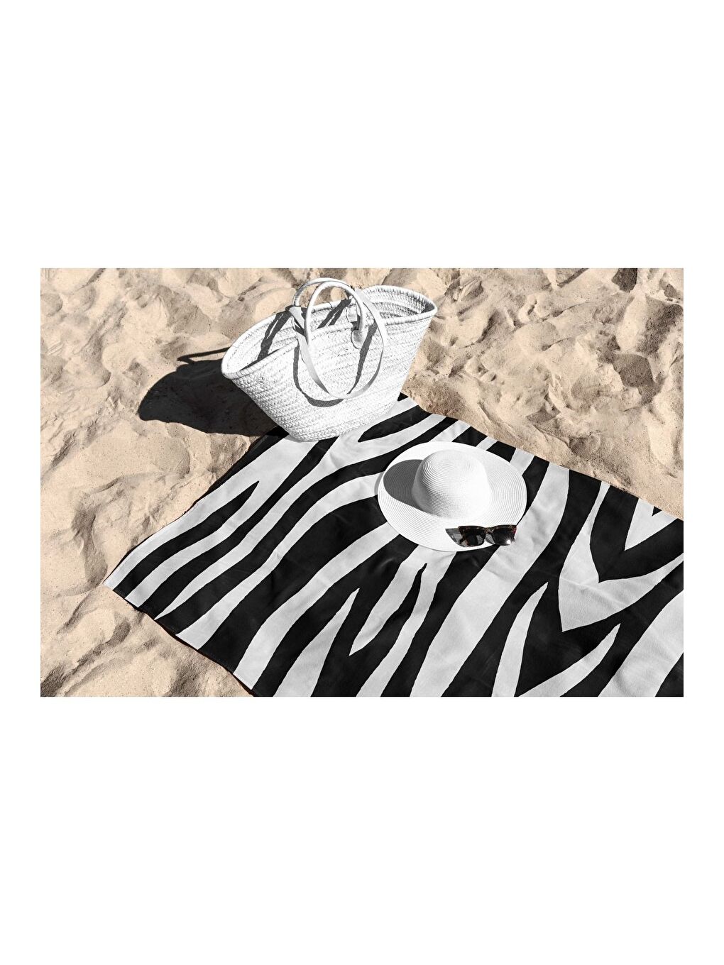 Siyah Zebra Desen  Dijital Baskılı  Plaj Havlusu 75x150-3