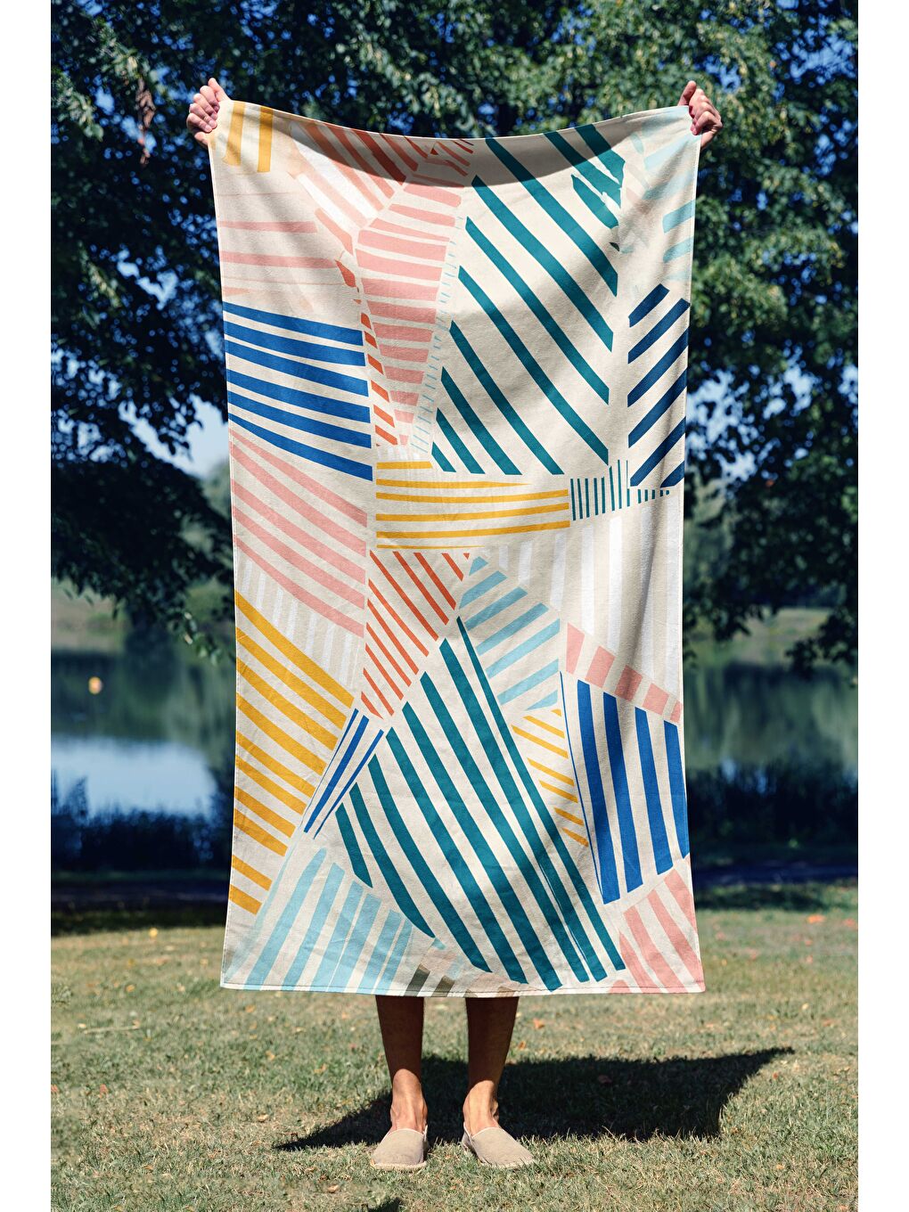 Petrol Renkli Çizgi Desen Dijital Baskılı  Plaj Havlusu 75x150-1