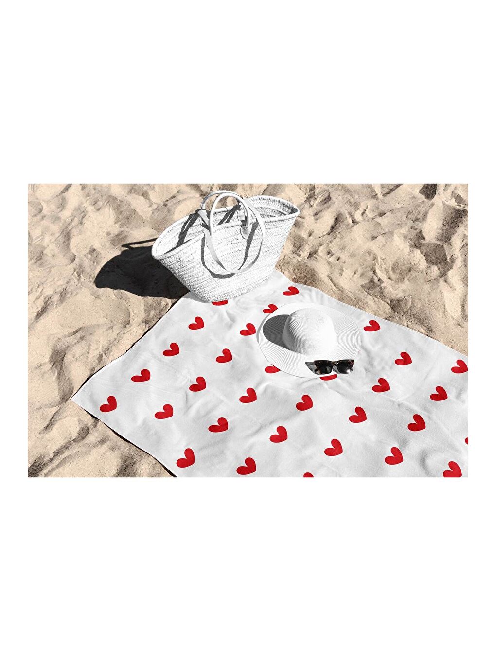 Beyaz Kalp Desen   Dijital Baskılı  Baskılı Plaj Havlusu 75x150-1