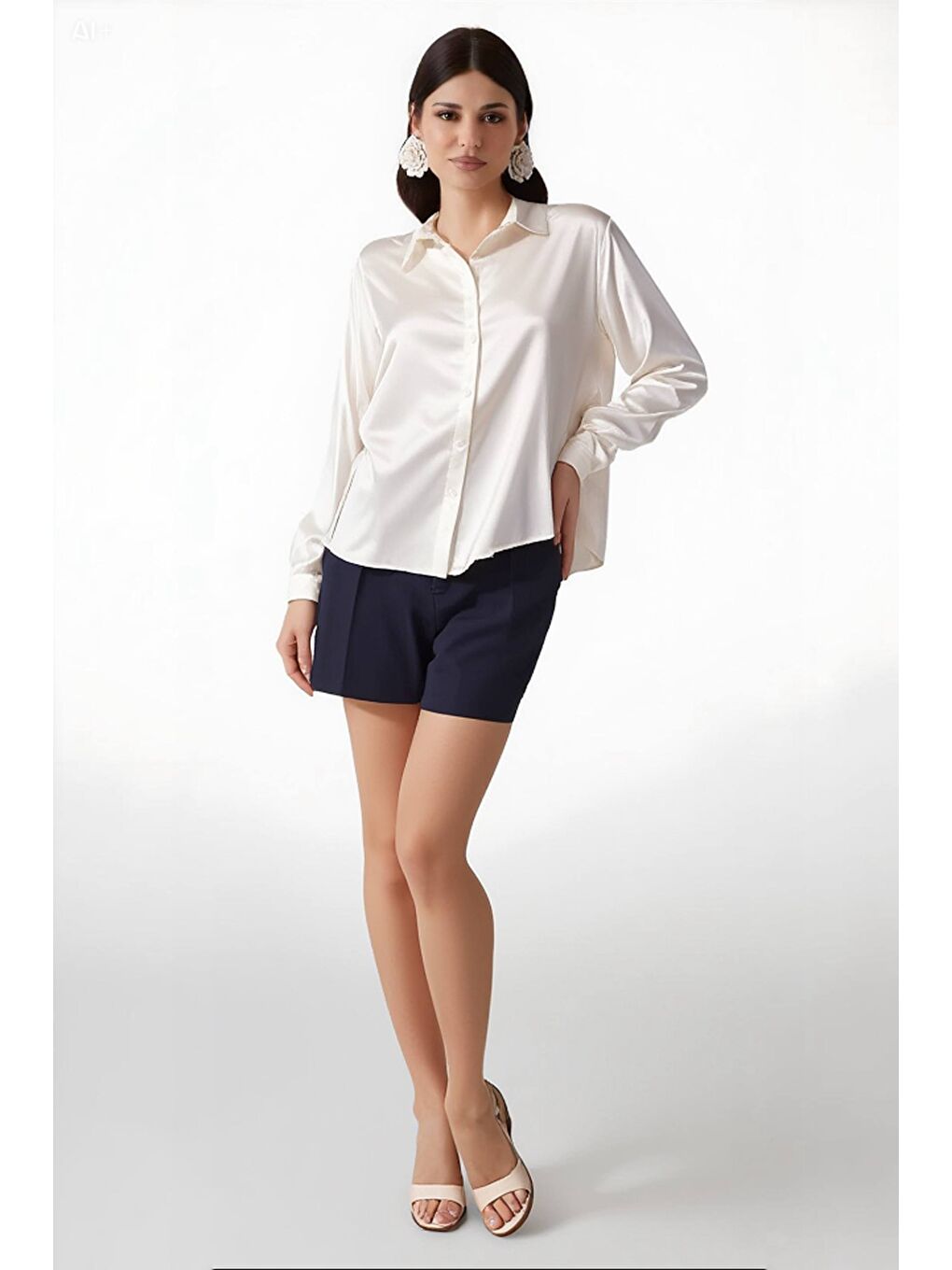 Ekru Kadın Krem Hafif Dökümlü Saten Yüzeyli Gömlek Hzl22w-bd139641-1